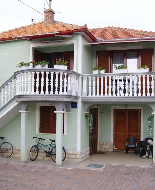 Apartment Mare Pakostane