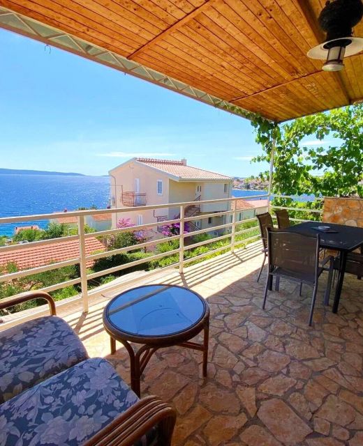Apartment Jakov Okrug Gornji