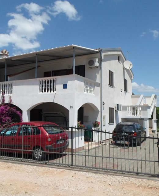 Apartments Marijan Drage