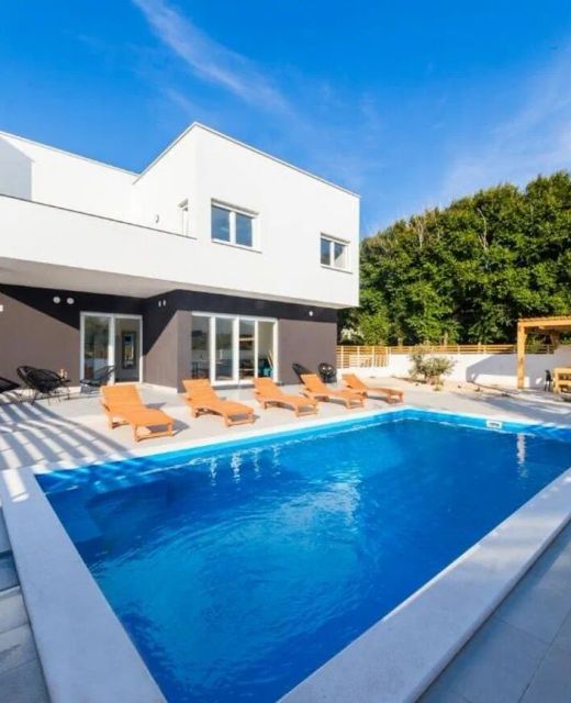 Holiday House With A Swimming Pool Pag - 23343