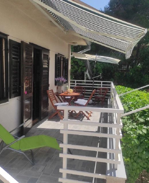 Apartment Jase Beachfront Zaboric