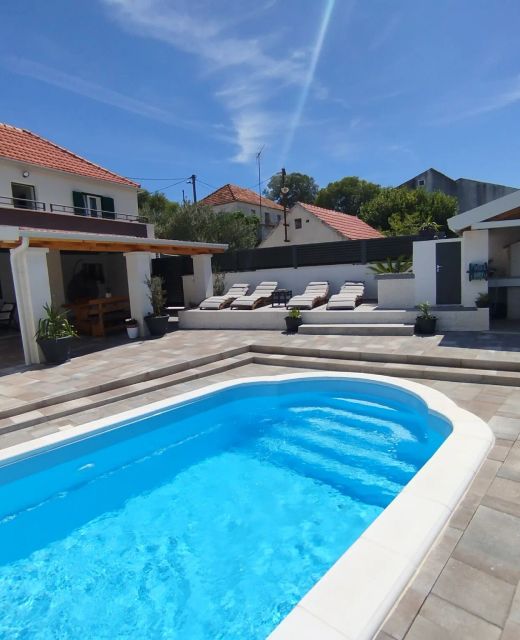 Vacation House Luce Ljubitovica