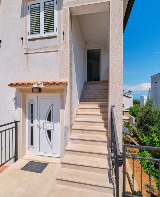 Apartments NIKOLINA 4 STAR Mali Losinj