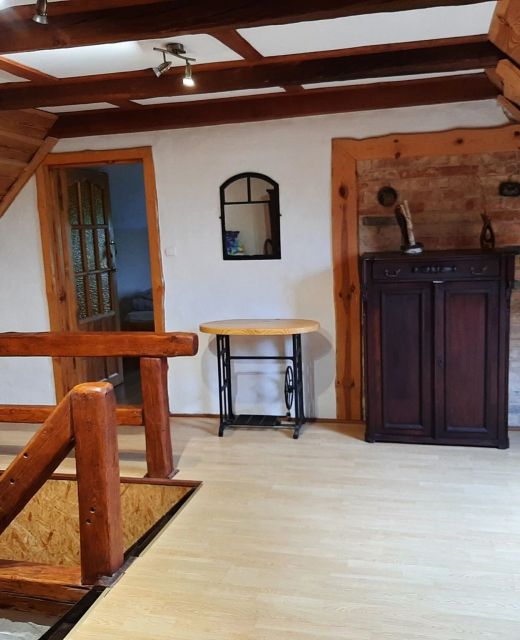 Między lasem a jeziorem Czarnówka