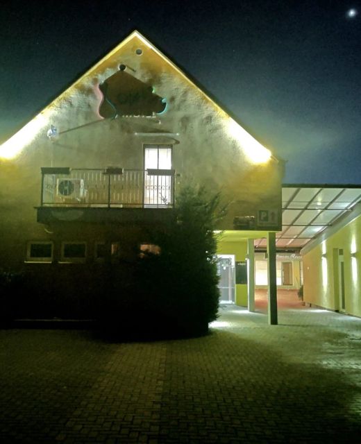 HotelRestaurantBowling