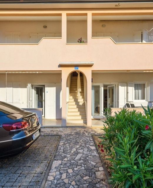 Apartmani Lucrezia Lovrečica