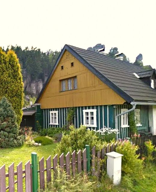 Soukromí pod skalami
