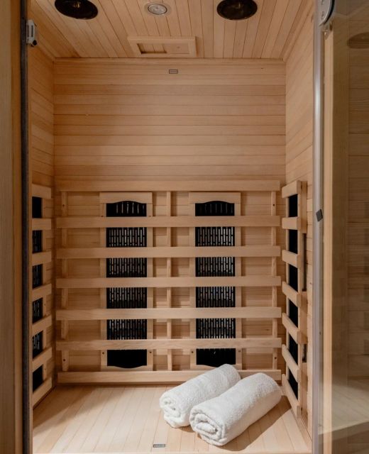 Stylish Cosy Apartment with Sauna - Hero Square Budapest