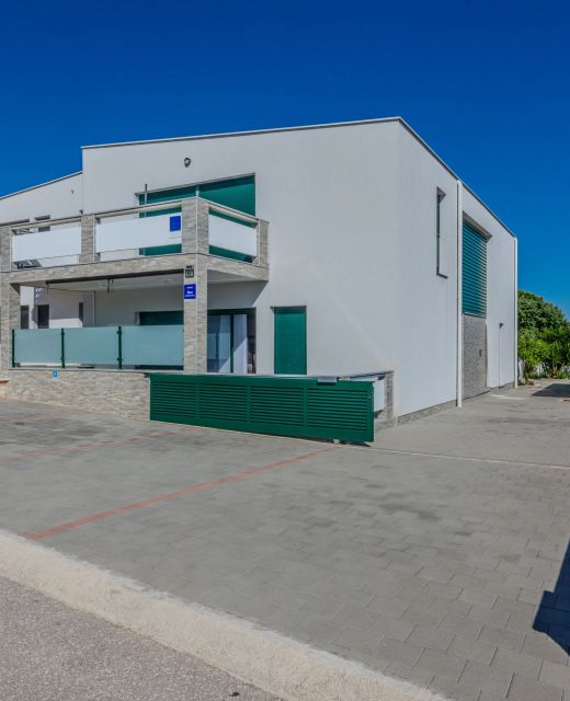 Apartments With Parking Space Vir - Kozjak, Vir - 23400 Vir - Kozjak