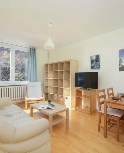 Wałowa 4 | Apartament z Balkonem | Śródmieście Warszawa