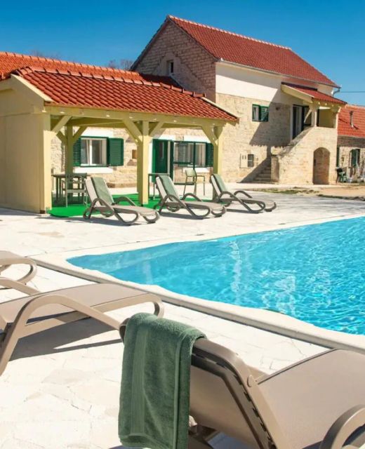House Villa Karaga Oklaj