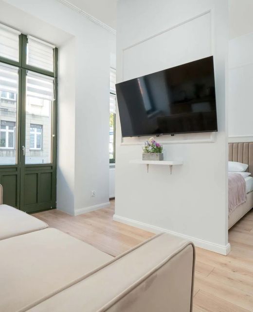 Radwańska 12 | Jasne studio | Przyjazne zwierzętom Łódź