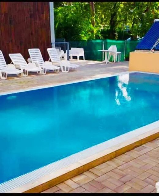 Medencés Apartmanház Balatonlelle