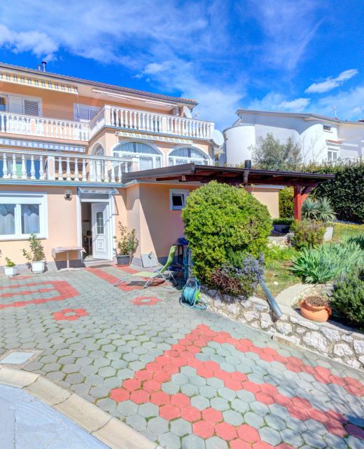 Apartments Dino i Toni Novi Vinodolski