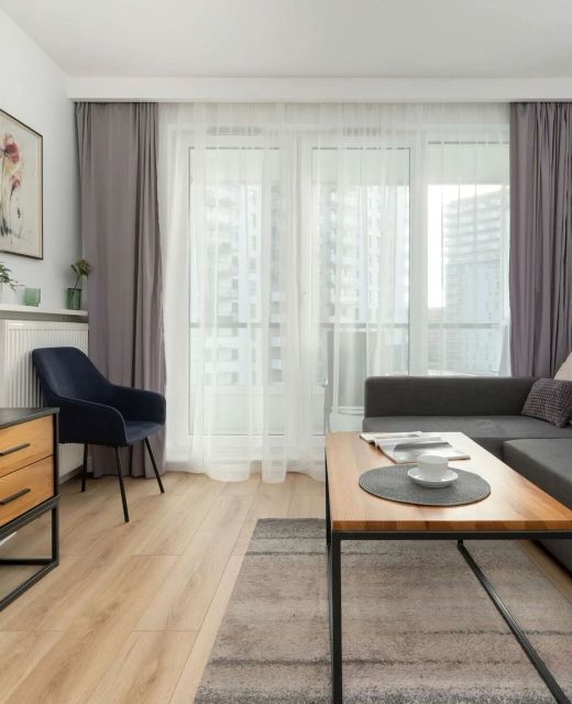 Obrońców Wybrzeża 3D | Jasny Apartament | Parking Gdańsk