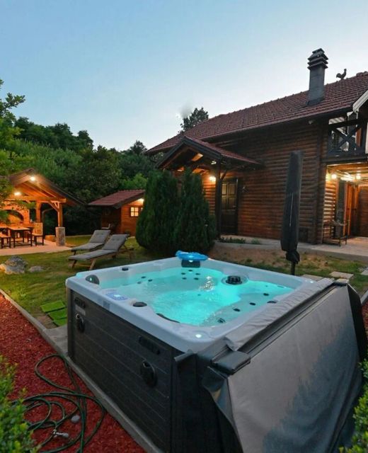 Family-friendly House With Hot Tub Mihalić Selo, Karlovac - 22351 Mihalić Selo