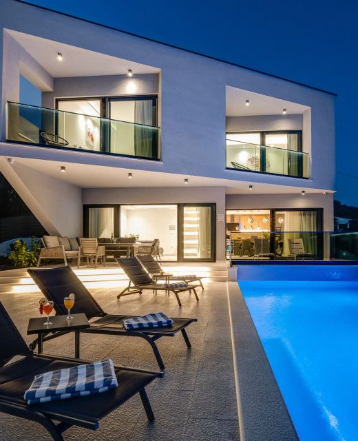 Villa Summer side Marina