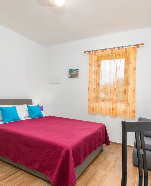 Apartments With Parking Space Valbandon, Fažana - 23659 Valbandon