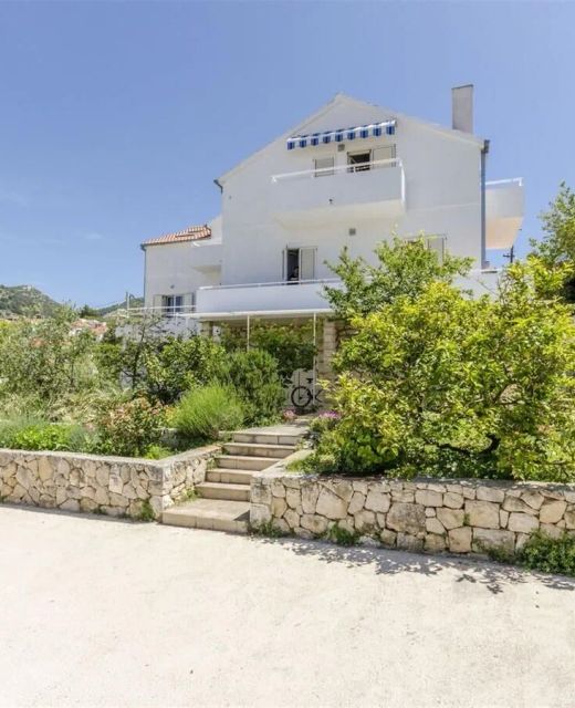 Apartments With Parking Space Hvar - 23674