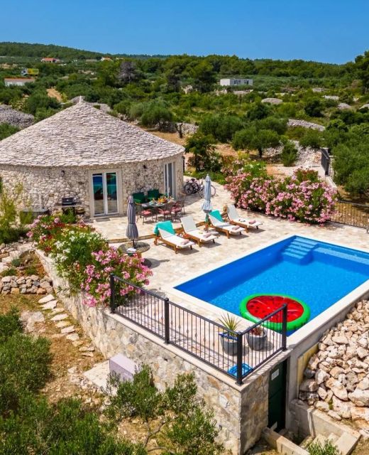 Seaside Family Friendly House With A Swimming Pool Mirca, Brač - 23797 Mirca