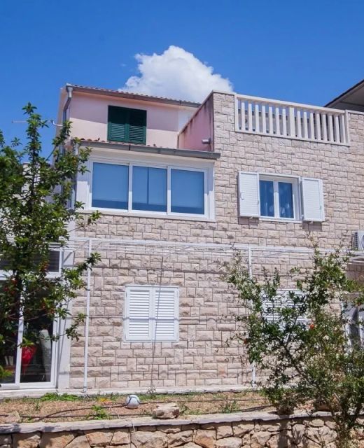 Apartments By The Sea Bol, Brač - 23844 Bol