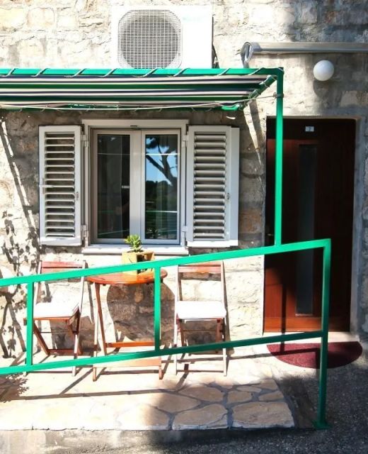 Apartments And Rooms By The Sea Bol, Brač - 23852 Bol