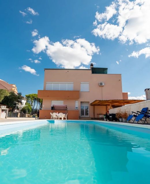 Family-friendly Apartments With Swimming Pool Sukošan, Zadar - 23934 Sukošan