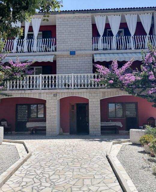 Apartment Ljube Loviste