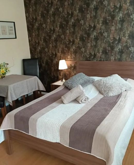 Lux Apartment Small