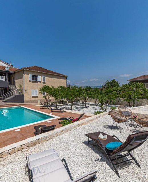 Apartments Piveta Okrug Gornji