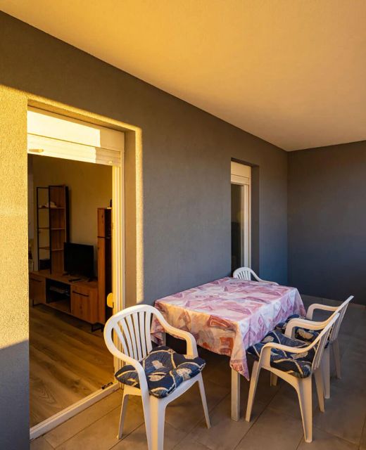 Apartman Gornji Karin - CDI797