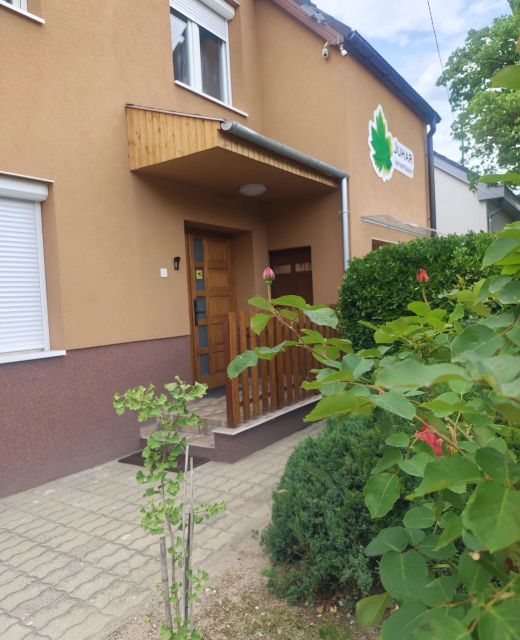 Juhar Apartman Kiskunhalas