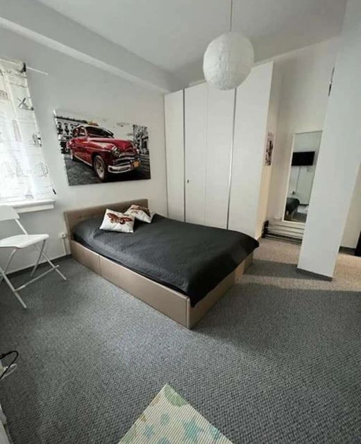 City Center White Studio București