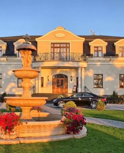 Hotel Dworek Komorno