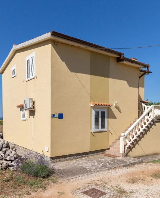 Apartment Juric Privlaka