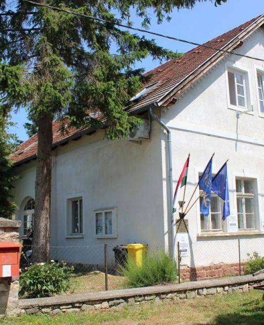 Önkormányzat Vendégház Balatonhenye