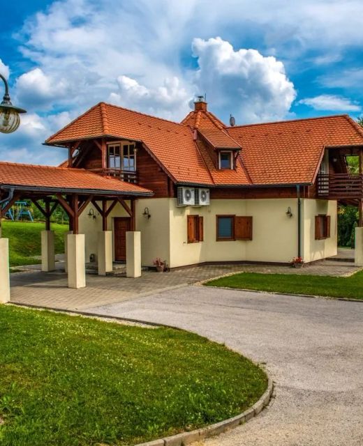 Szarvaskút Vendégházak Zirc