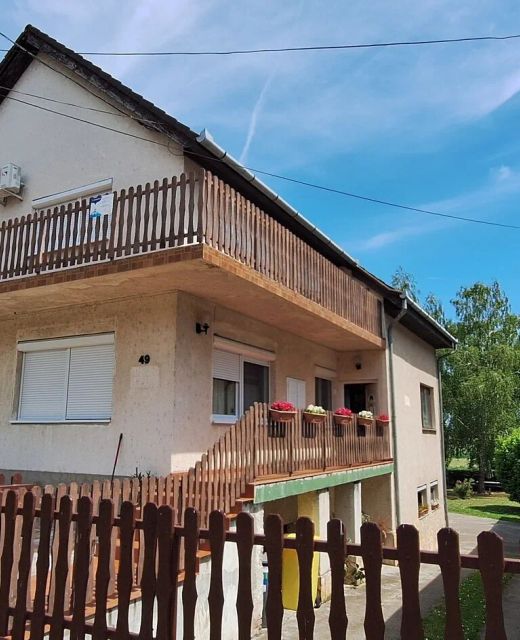 Huszics Rózsa ház Balatonlelle