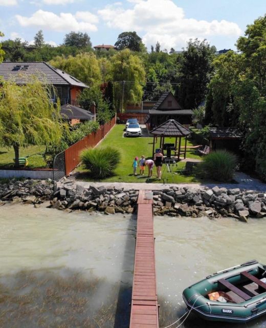 Leitner Vendègház Balatonszárszó