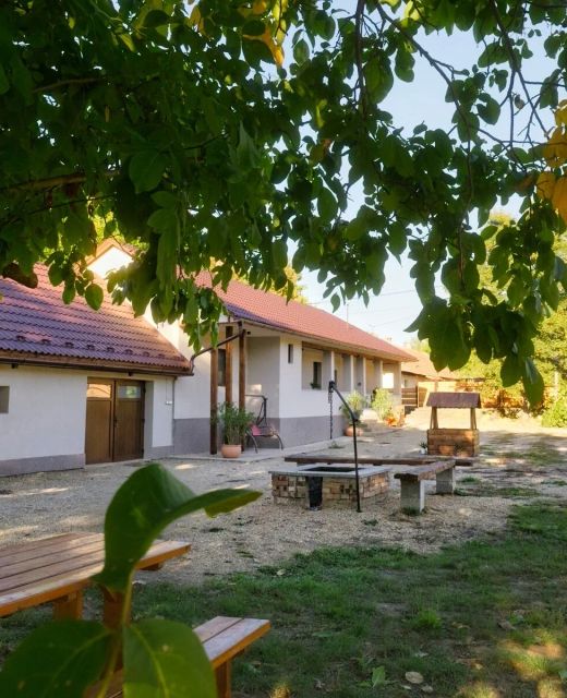 Csenkő Vendégház Zsujta