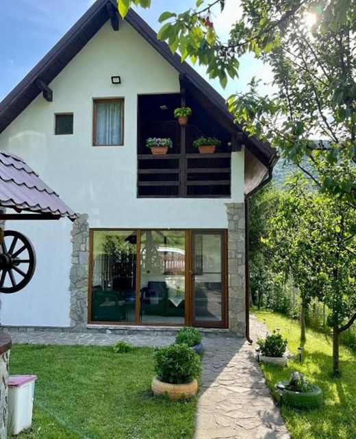 Casa Emana Teșila