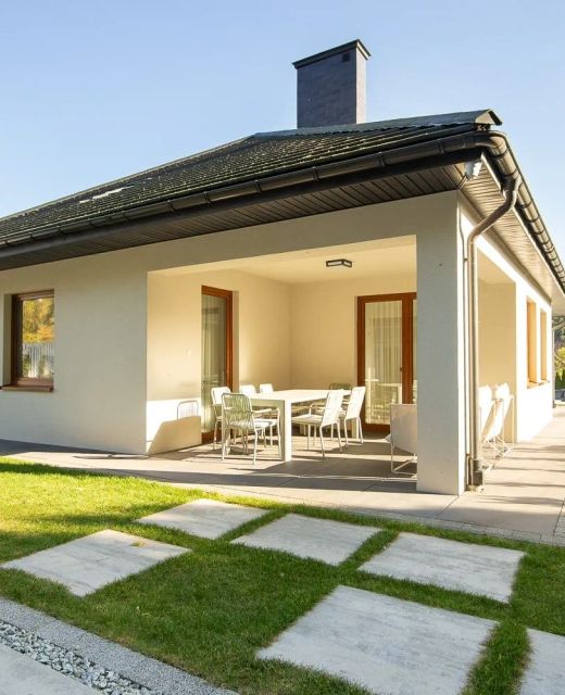 Dom całoroczny z jacuzzi Skarbka House Bałtów