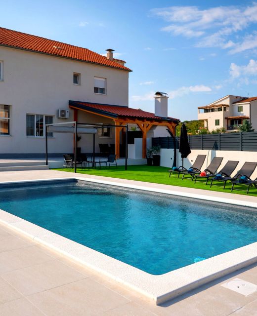 House Villa LuNi Brodarica