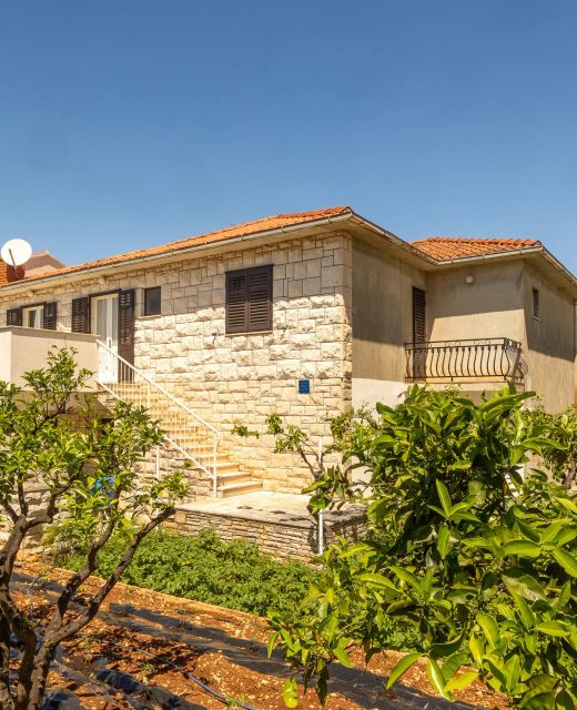 Apartment Vinka Supetar