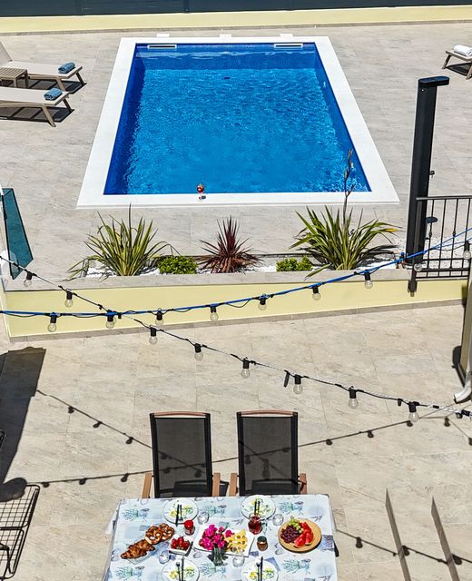 Apartments Neda Bilice