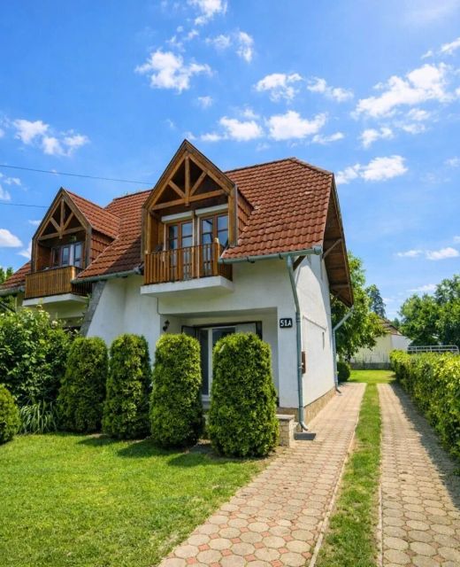 Strandközeli Nyaralóház Balatonboglár
