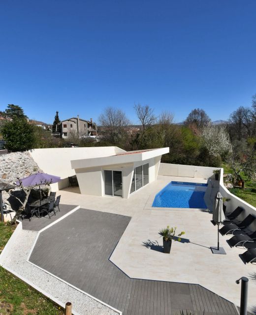 Apartments Lux with pool Matulji