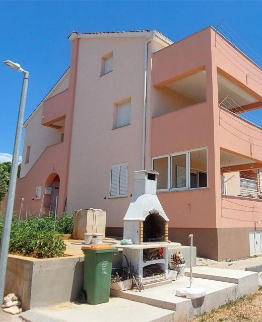 Apartments Pajo Plus Primosten