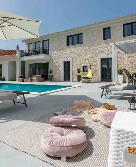 Designer Villa Simone Kringa Tinjan