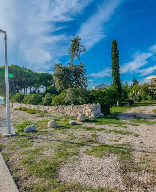 Family Friendly Seaside Apartments Privlaka, Zadar - 24008 Privlaka